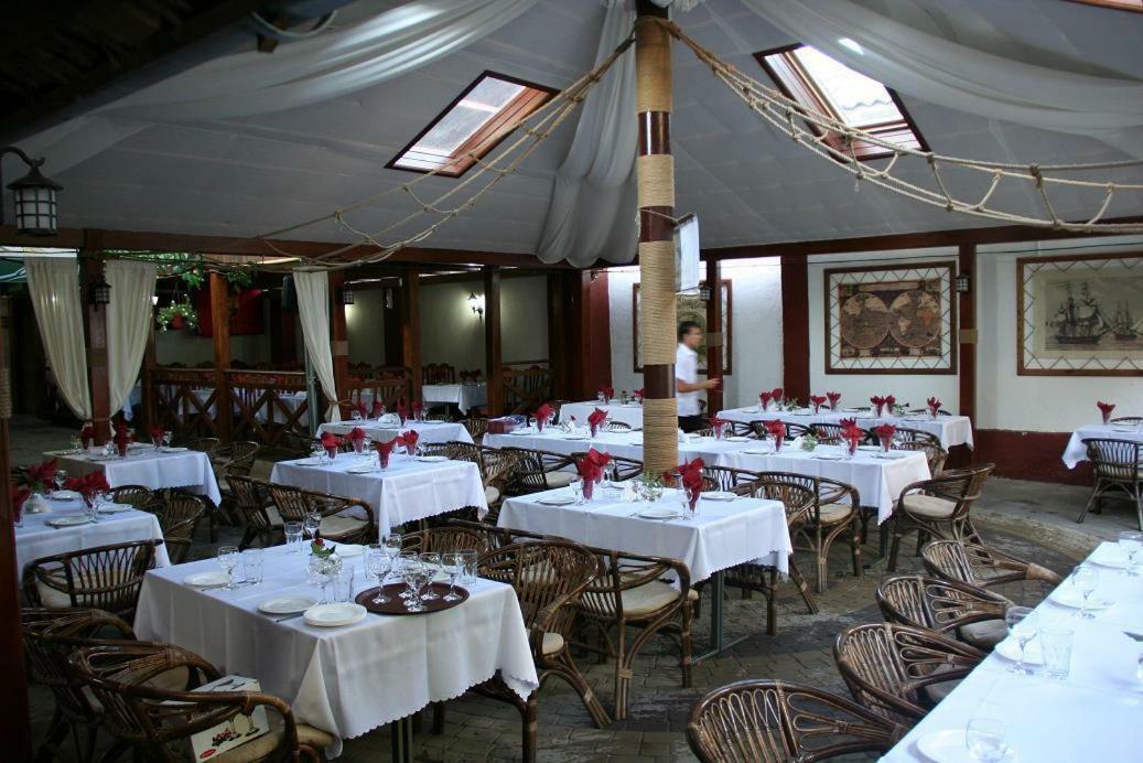Marco Polo, Cahul Hotel Exterior photo